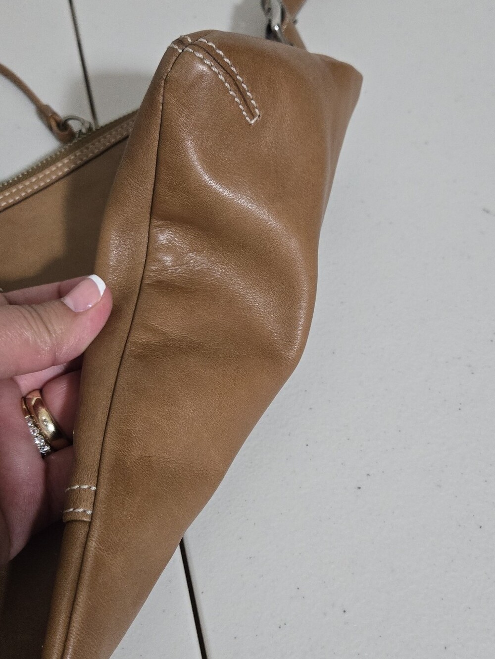 Vintage Coach Brown Smooth Soft Leather Crossbody Bag - Tan Interior - Picture 8 of 13
